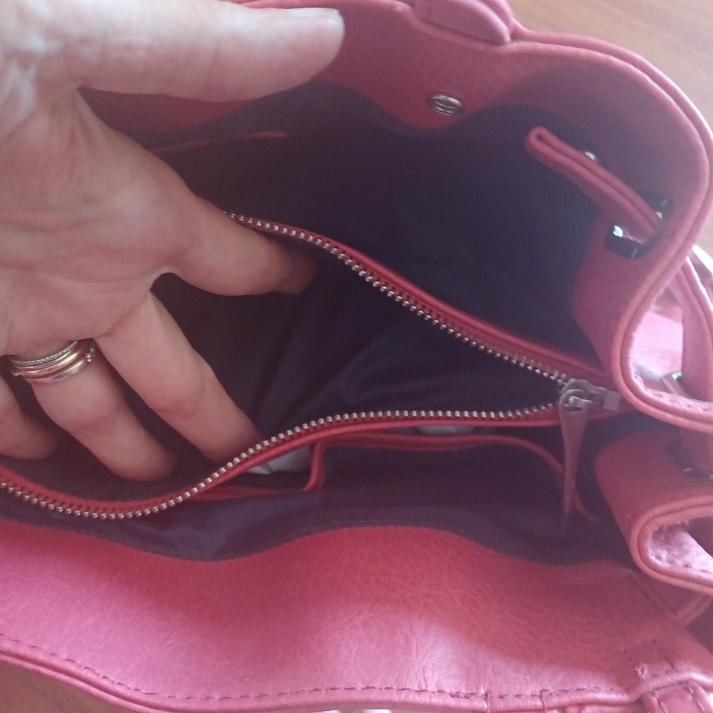 Matt & Nat Pink Women's Bag Tote Purse Barbiecore Vegan Satchel - Picture 12 of 16